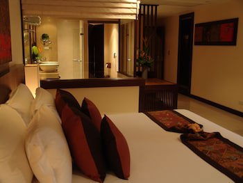 Bo Phut Resort & Spa