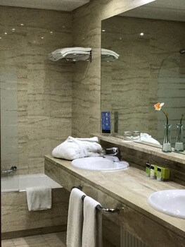 Hotel Silken Alfonso X
