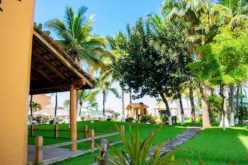 Costa De Oro Beach Hotel