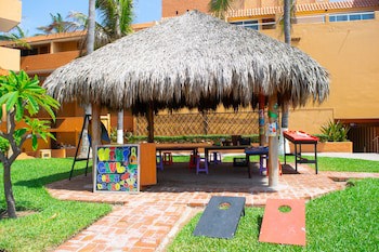 Costa De Oro Beach Hotel