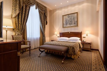 Premier Palace Hotel