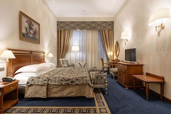 Premier Palace Hotel