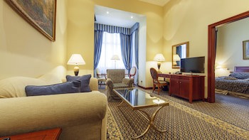 Premier Palace Hotel
