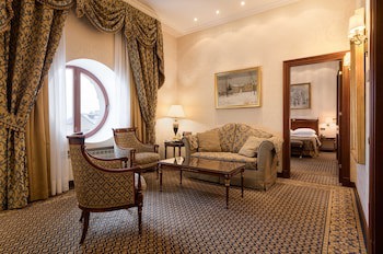 Premier Palace Hotel