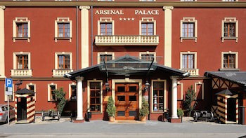 Diament Arsenal Palace