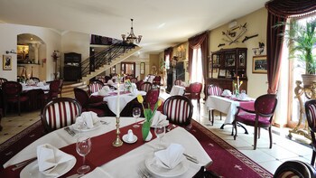 Diament Arsenal Palace