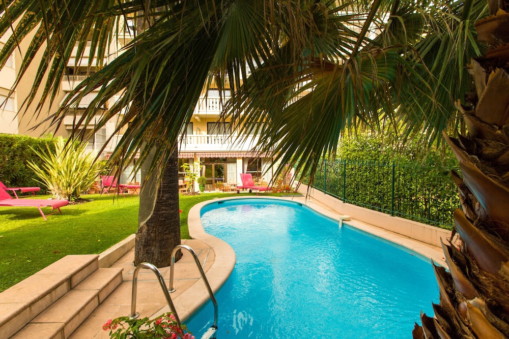 Sun Riviera (Adults Only)