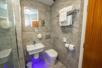 Rogerthorpe Manor Hotel