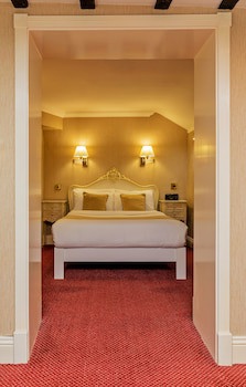 Rogerthorpe Manor Hotel
