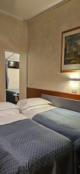 Hotel Julia fotoğrafı