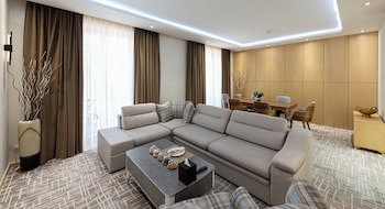 Lotte City Hotels Tashkent Palace