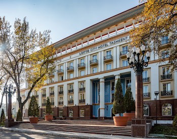 Lotte City Hotels Tashkent Palace