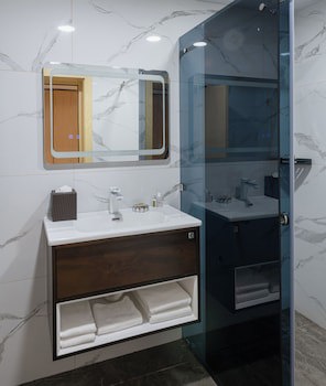 Lotte City Hotels Tashkent Palace