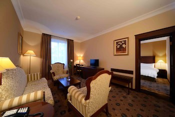 Lotte City Hotels Tashkent Palace