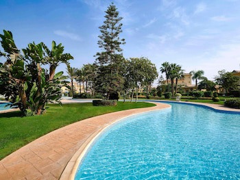 Movenpick Hotel Cairo - Media City fotoğrafı