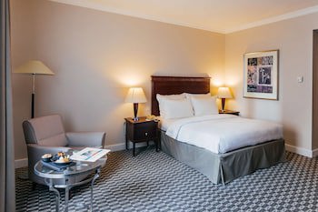 Radisson Blu Carlton Hotel, Bratislava
