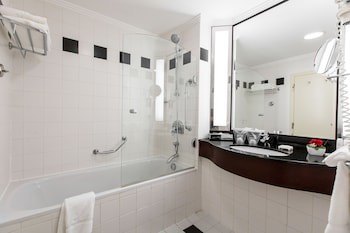 Radisson Blu Carlton Hotel, Bratislava