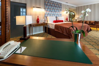 Radisson Blu Carlton Hotel, Bratislava