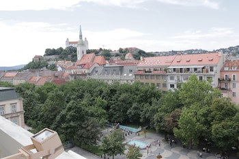 Radisson Blu Carlton Hotel, Bratislava