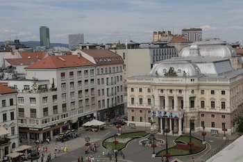 Radisson Blu Carlton Hotel, Bratislava