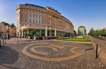 Radisson Blu Carlton Hotel, Bratislava