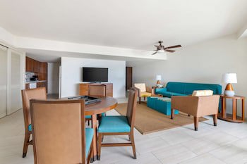 Hilton Vacation Club Royal Palm St. Maarten