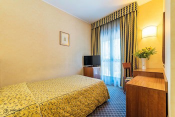 Garden Hotel galeri fotoğrafı