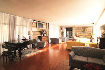 Garden Hotel fotoğrafı