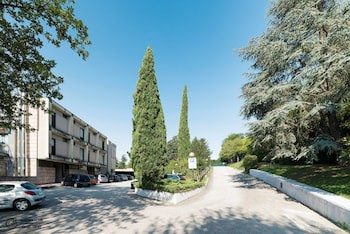 Garden Hotel galeri fotoğrafı