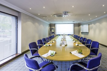 Holiday Inn Glasgow Airport, An Ihg Hotel