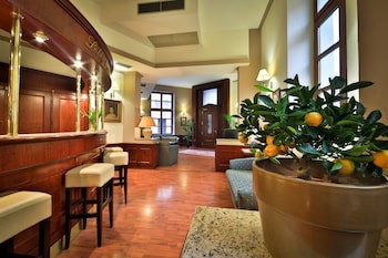 Hotel Carlton