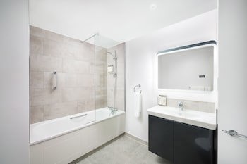 Voco St. John's Solihull, An Ihg Hotel