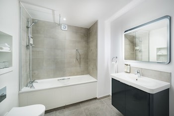 Voco St. John's Solihull, An Ihg Hotel