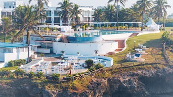 Golden Tulip Dar Es Salaam