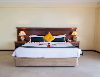 Golden Tulip Dar Es Salaam