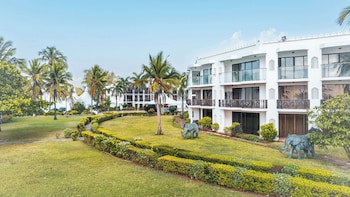 Golden Tulip Dar Es Salaam