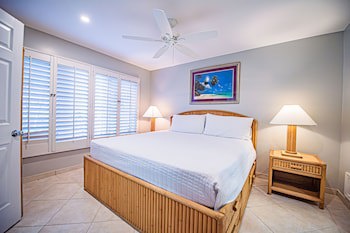 Seven Mile Beach Resort & Club