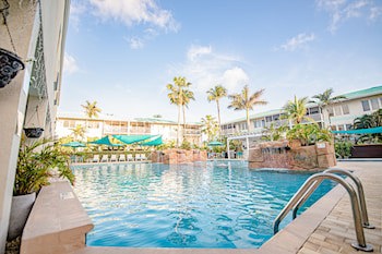 Seven Mile Beach Resort & Club
