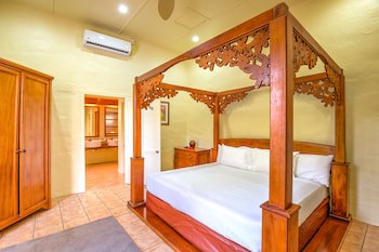 The Rarotongan Beach Resort & Lagoonarium