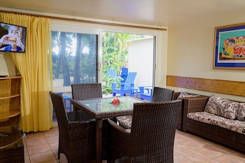 The Rarotongan Beach Resort & Lagoonarium
