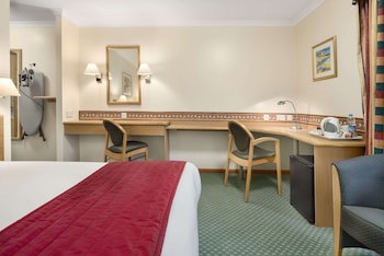 Days Inn By Wyndham Donington A50