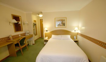 Days Inn By Wyndham Donington A50
