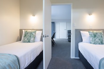 Bk's Pohutukawa Lodge