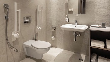 Holiday Inn Thessaloniki by IHG galeri fotoğrafı