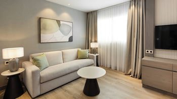 Holiday Inn Thessaloniki by IHG galeri fotoğrafı