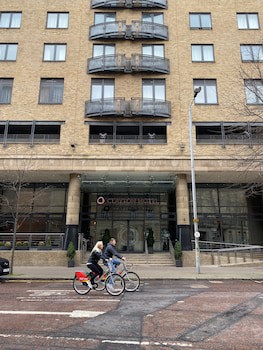 Clayton Hotel Belfast City