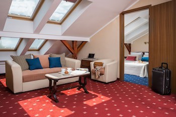 Booking Hotel Crown Piast & Spa