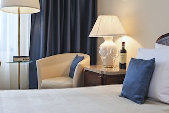 Booking Hotel Crown Piast & Spa