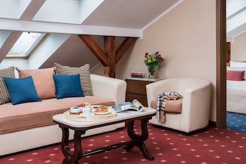 Booking Hotel Crown Piast & Spa