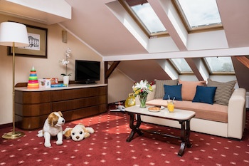 Booking Hotel Crown Piast & Spa